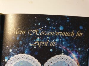 Ausschnitt aus dem Kalender "Zeit der Göttin" mit dem Schriftzug "Mein Herzenswunsch für April ist:"